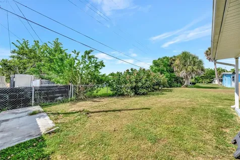 7959 Hyde Park Avenue North Port FL 34287