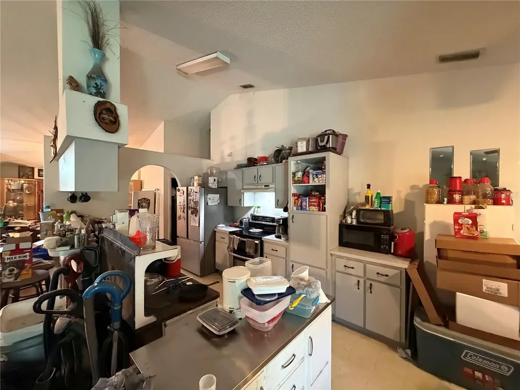 9 Hialeah Drive Ocala FL 34482