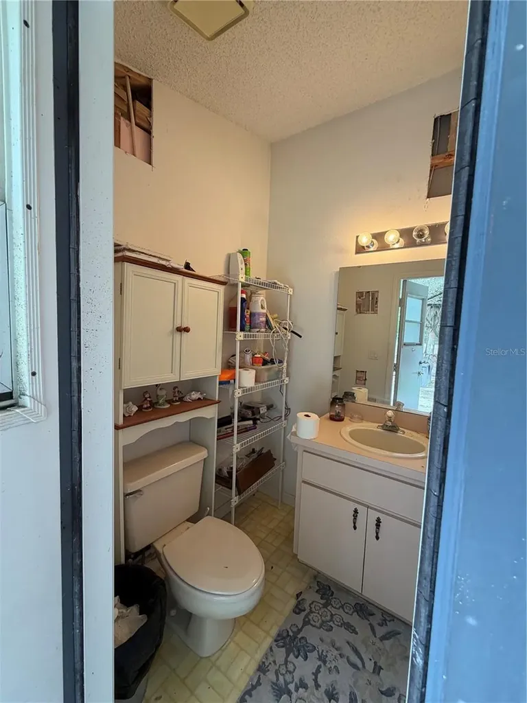 9 Hialeah Drive Ocala FL 34482