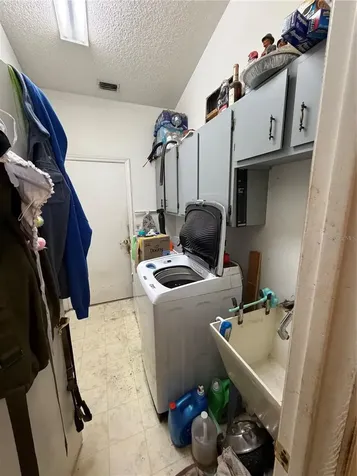 9 Hialeah Drive Ocala FL 34482