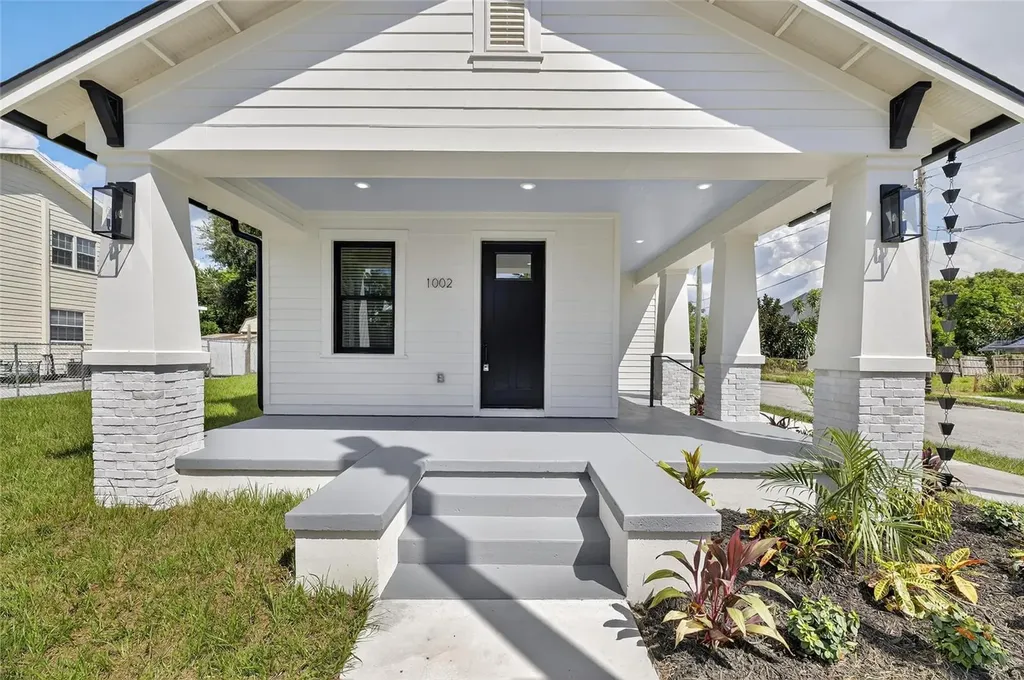 1002 E 19th Avenue Tampa FL 33605