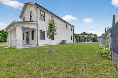 1002 E 19th Avenue Tampa FL 33605