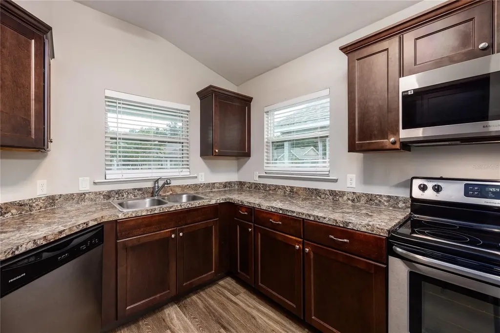 461 SW 251st Drive Newberry FL 32669