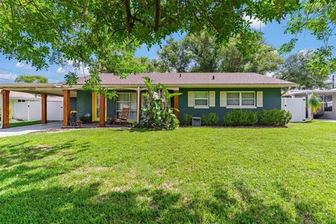 1422 Orange Avenue Tavares FL 32778
