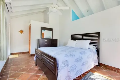 1 Colina Linda- "tranquilo" Rincon PR 00677