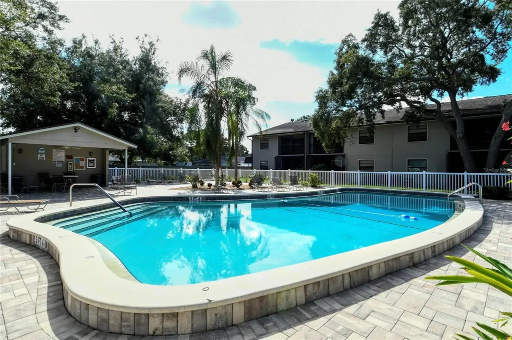 5649 Summer Side Lane Sarasota FL 34231