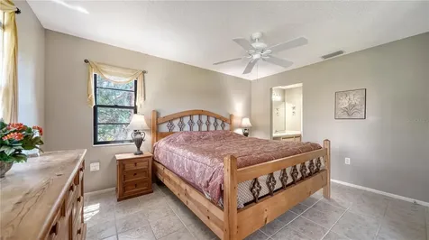 5649 Summer Side Lane Sarasota FL 34231