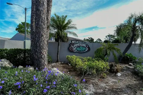 5649 Summer Side Lane Sarasota FL 34231