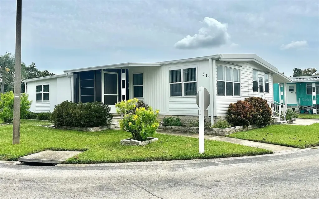 9790 66th Street N Pinellas Park FL 33782