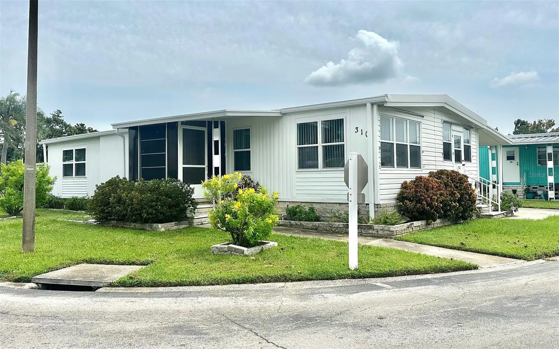 9790 66th Street N Pinellas Park FL 33782