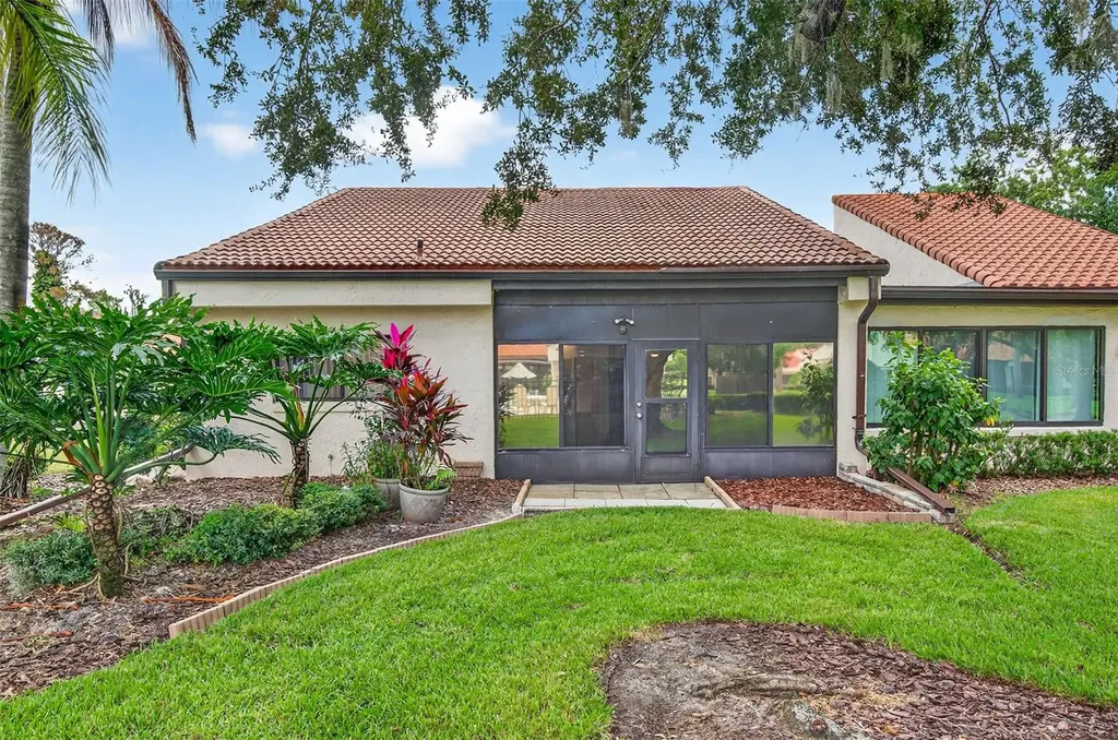 107 Seville Court N Plant City FL 33566