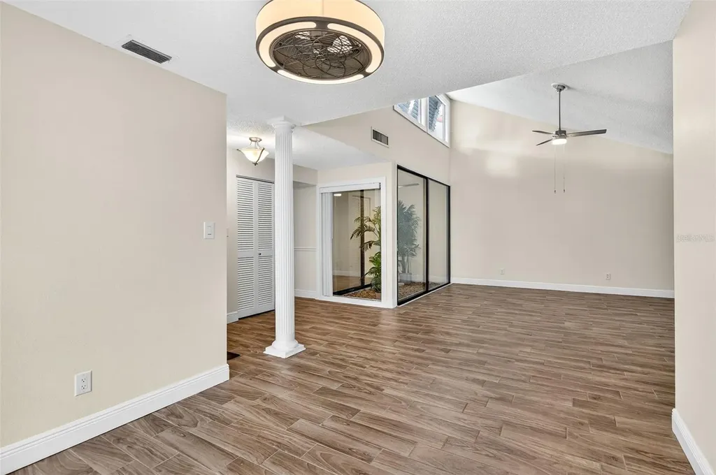 107 Seville Court N Plant City FL 33566