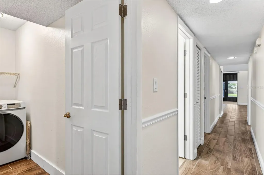 107 Seville Court N Plant City FL 33566