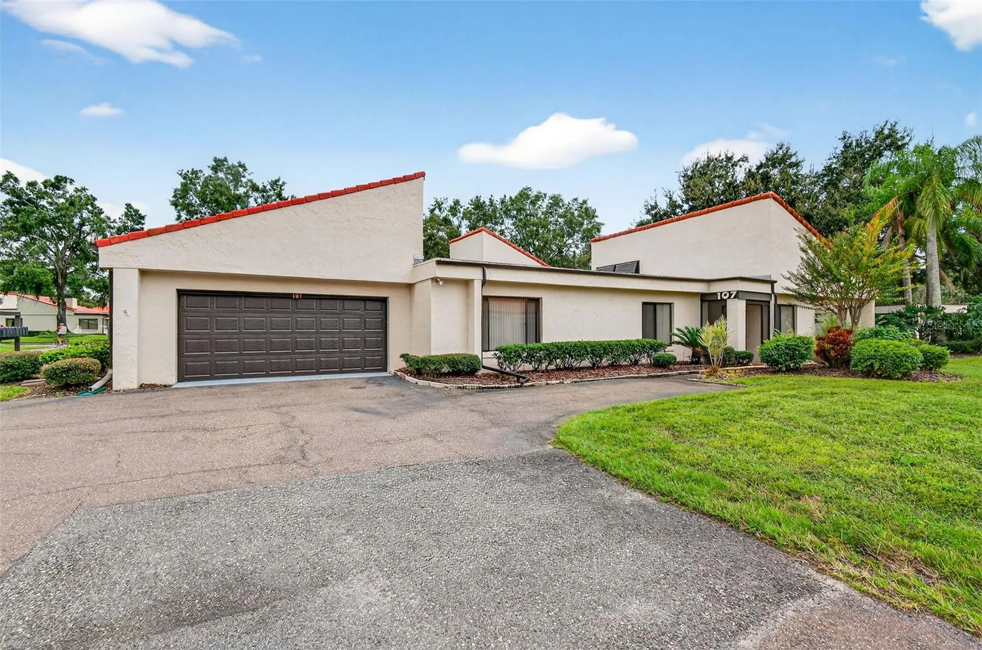 107 Seville Court N Plant City FL 33566