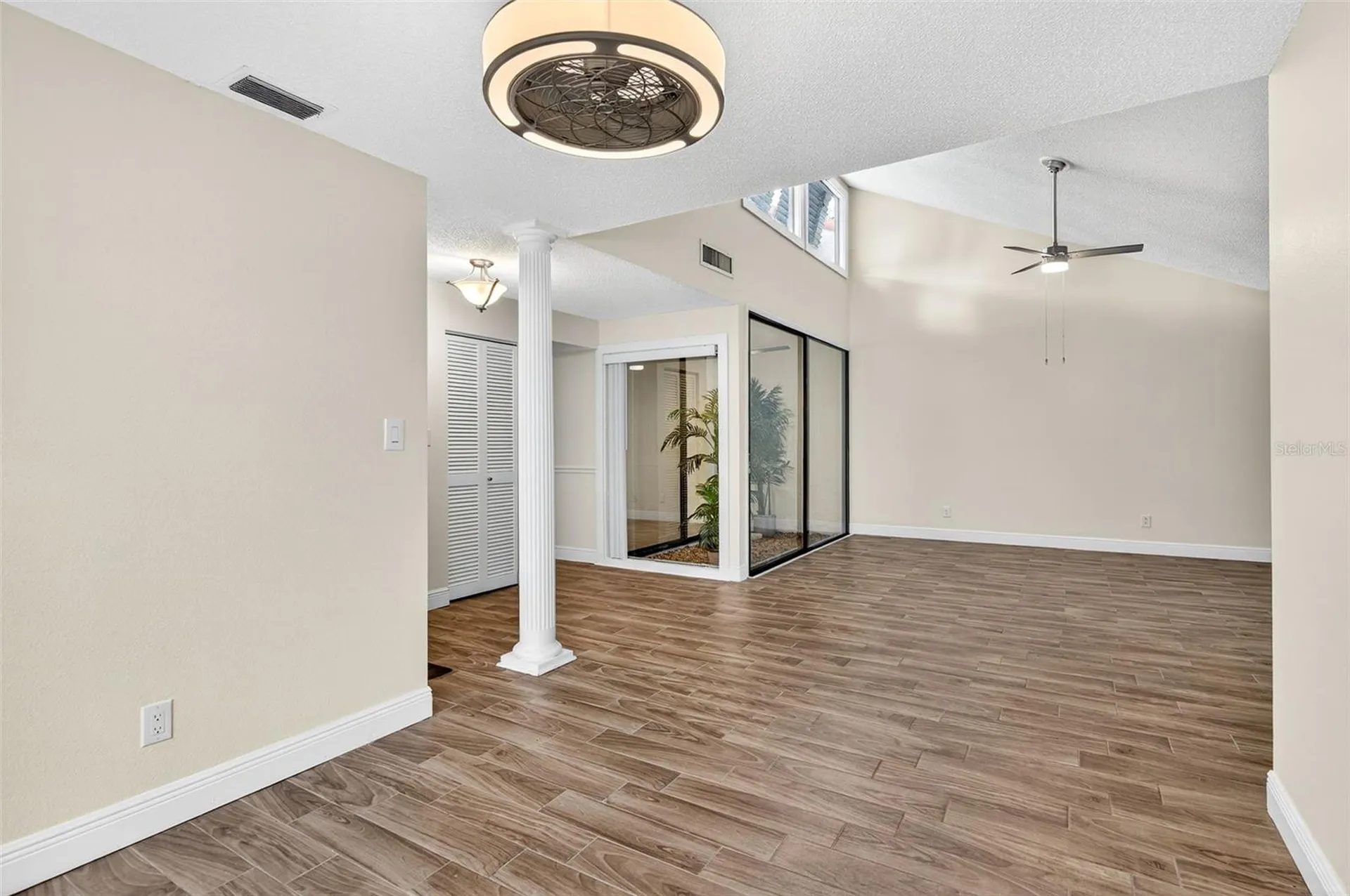 107 Seville Court N Plant City FL 33566
