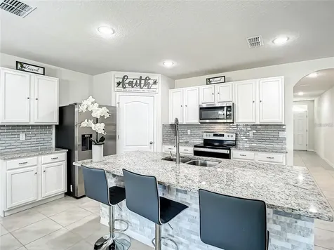 2774 Sunkissed Drive St Cloud FL 34771