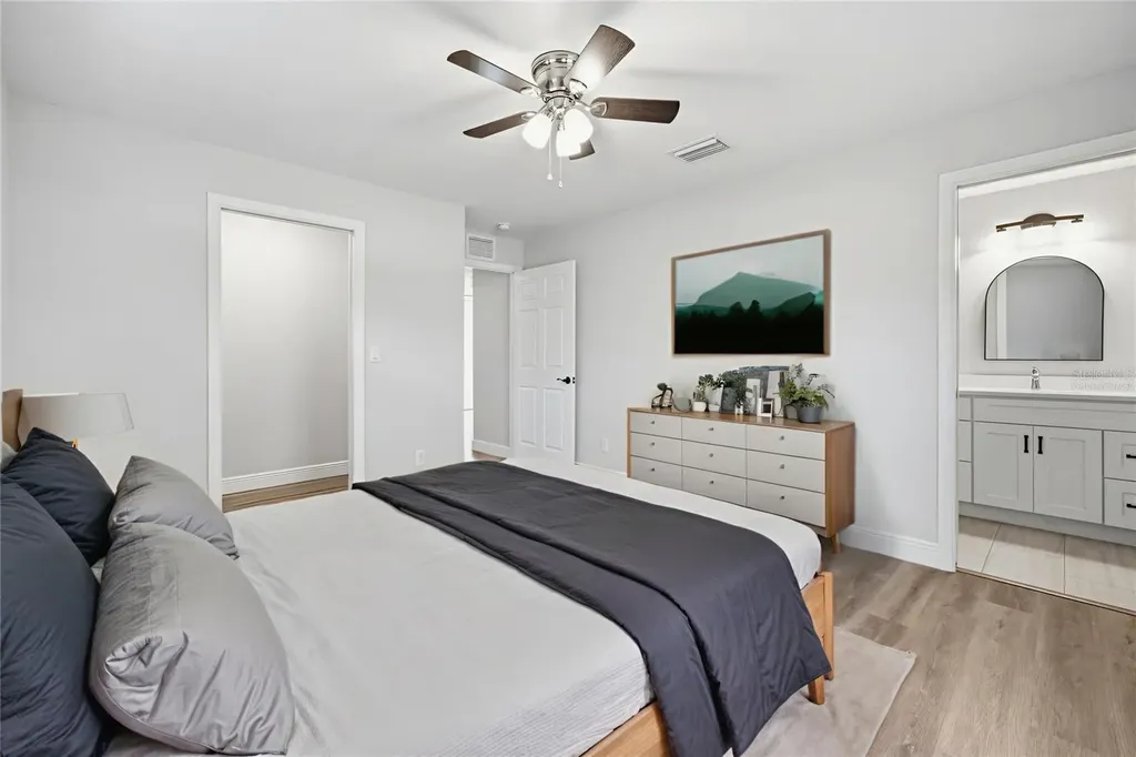 500 4th Avenue Wildwood FL 34785