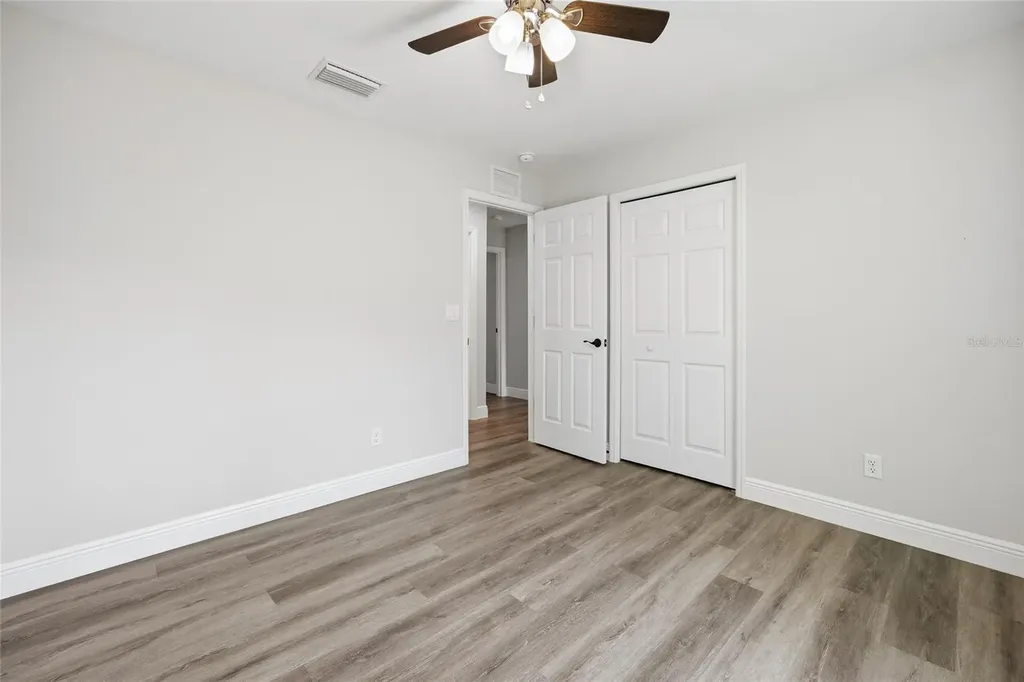 500 4th Avenue Wildwood FL 34785