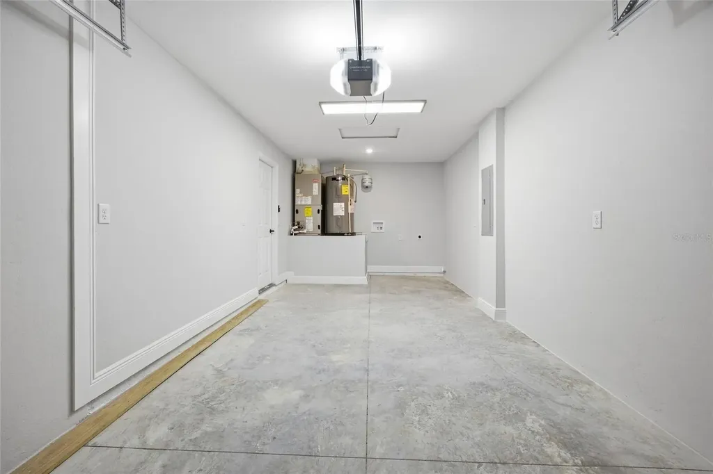 500 4th Avenue Wildwood FL 34785