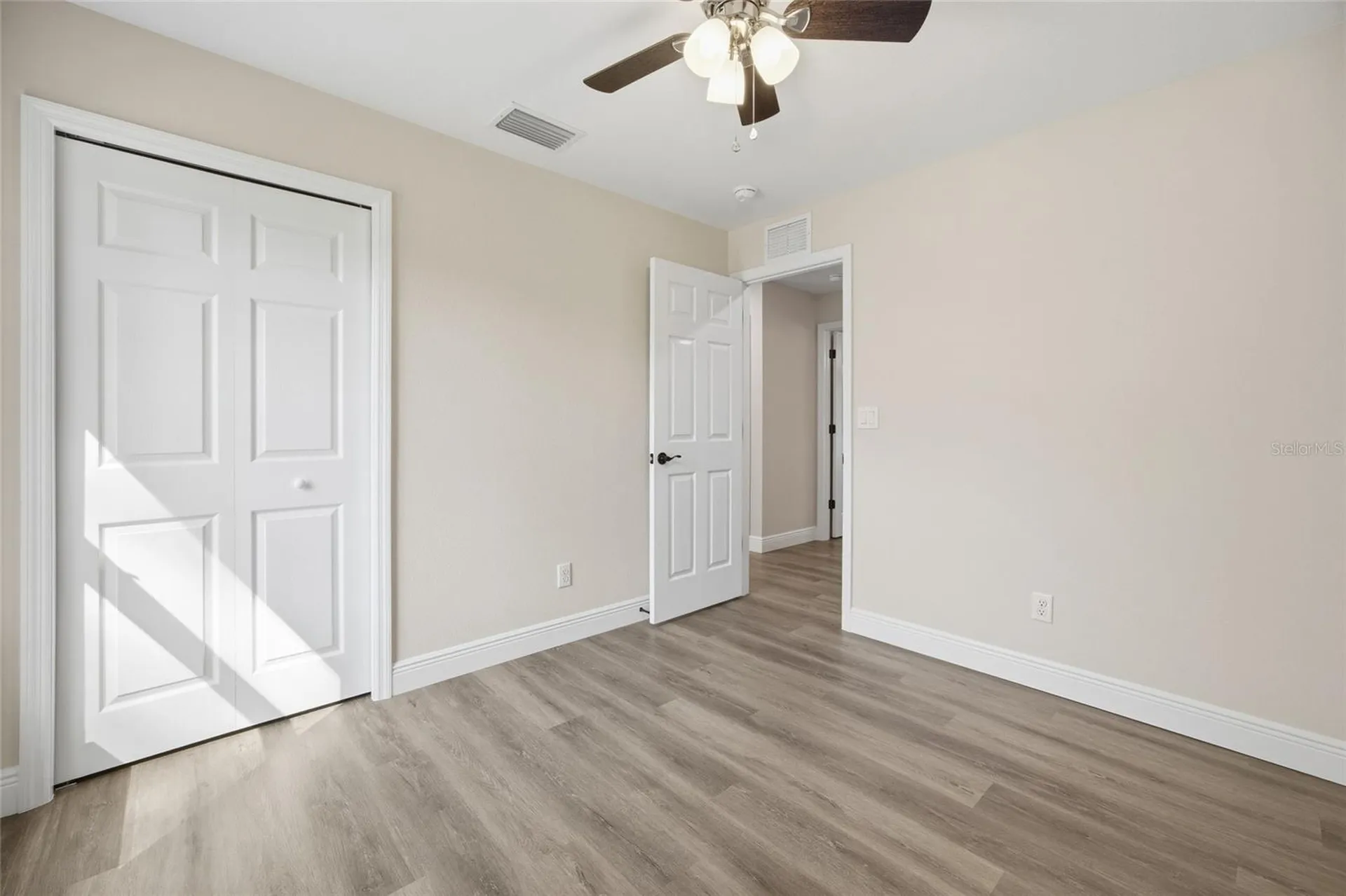 500 4th Avenue Wildwood FL 34785
