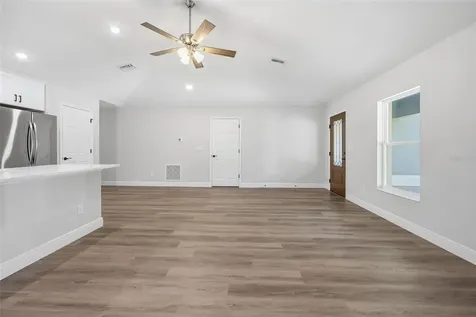 500 4th Avenue Wildwood FL 34785