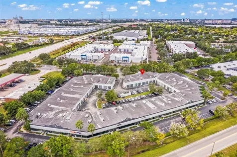 7901 Kingspointe Parkway Orlando FL 32819