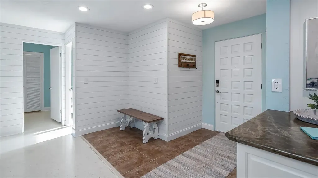 102 East Circle New Smyrna Beach FL 32169