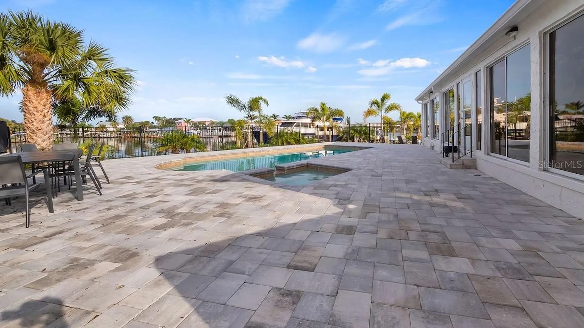 102 East Circle New Smyrna Beach FL 32169