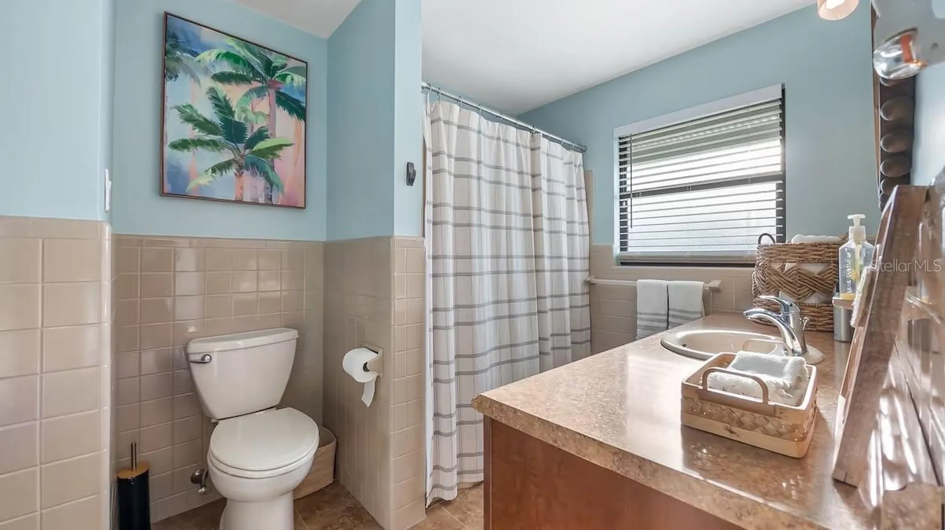 102 East Circle New Smyrna Beach FL 32169