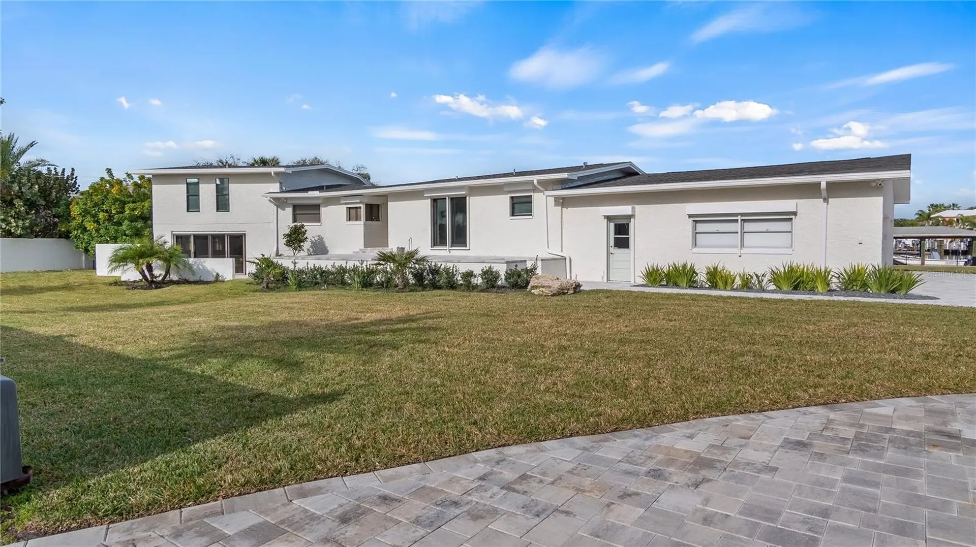 102 East Circle New Smyrna Beach FL 32169
