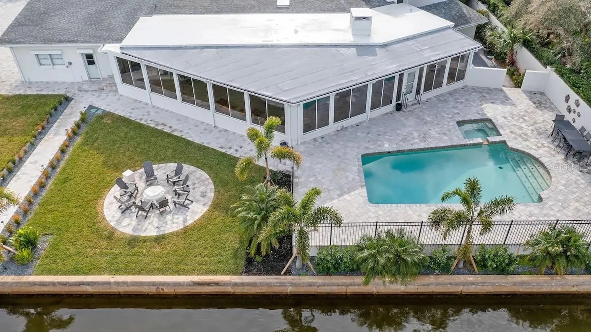 102 East Circle New Smyrna Beach FL 32169