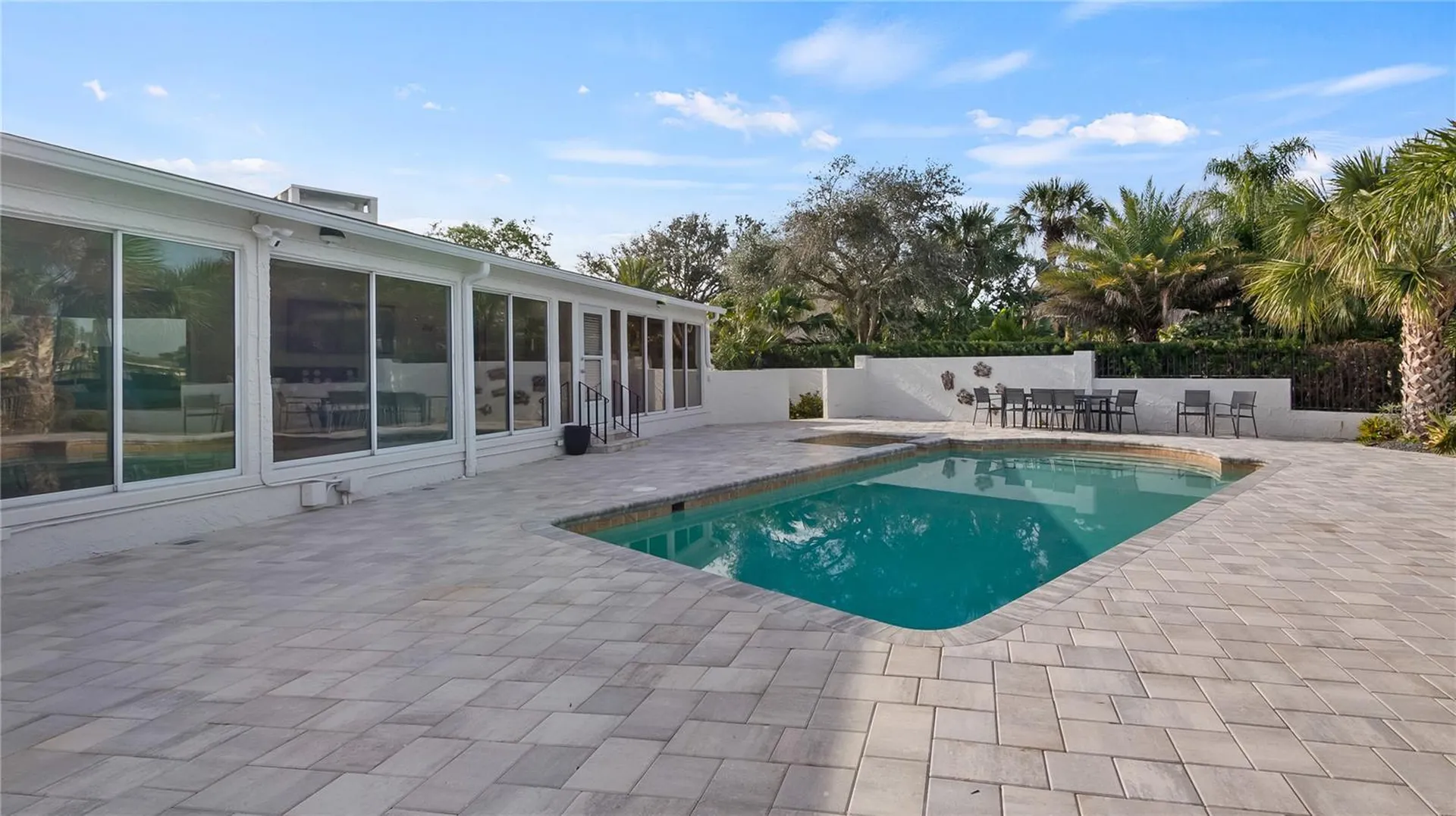 102 East Circle New Smyrna Beach FL 32169