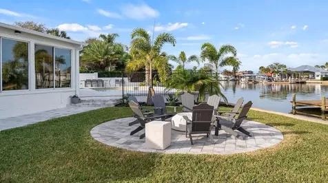 102 East Circle New Smyrna Beach FL 32169