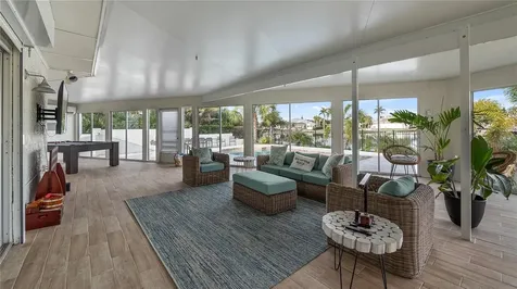 102 East Circle New Smyrna Beach FL 32169
