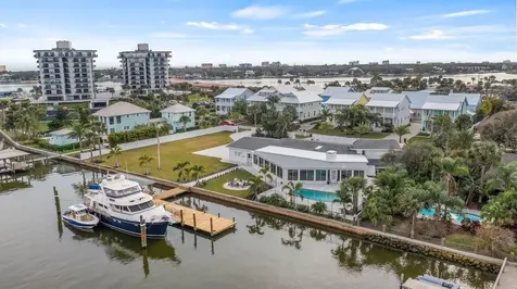102 East Circle New Smyrna Beach FL 32169