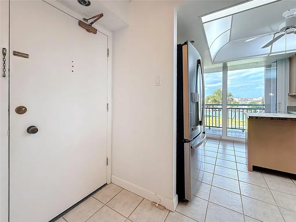 1 Key Capri Treasure Island FL 33706