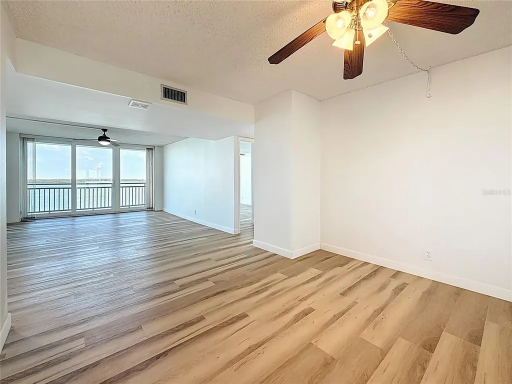1 Key Capri Treasure Island FL 33706