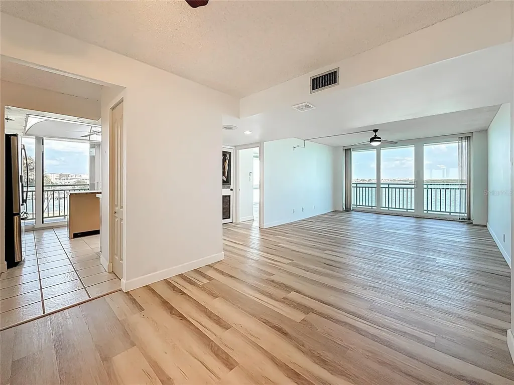 1 Key Capri Treasure Island FL 33706