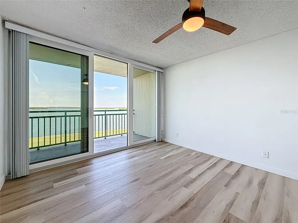 1 Key Capri Treasure Island FL 33706