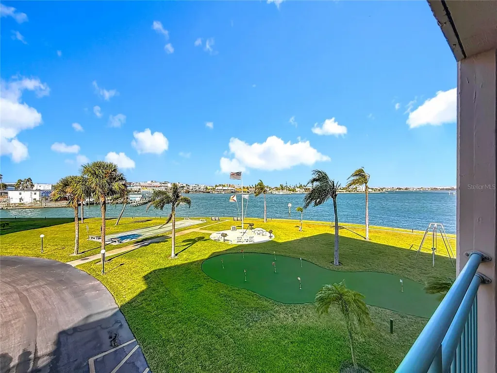 1 Key Capri Treasure Island FL 33706