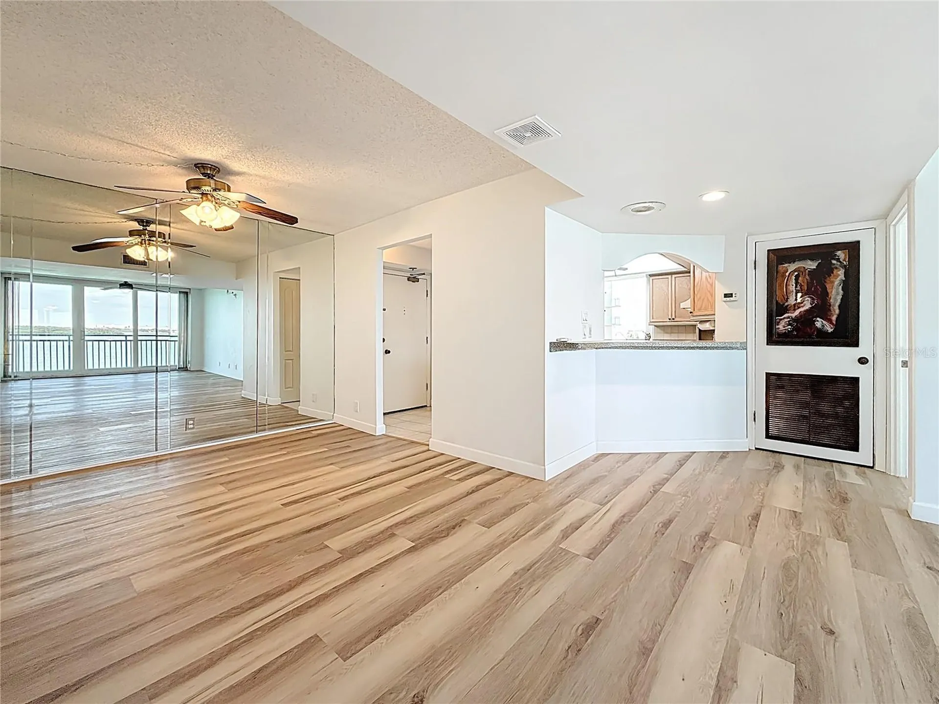 1 Key Capri Treasure Island FL 33706