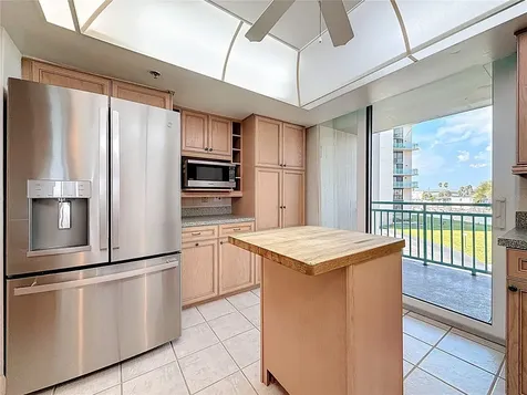 1 Key Capri Treasure Island FL 33706