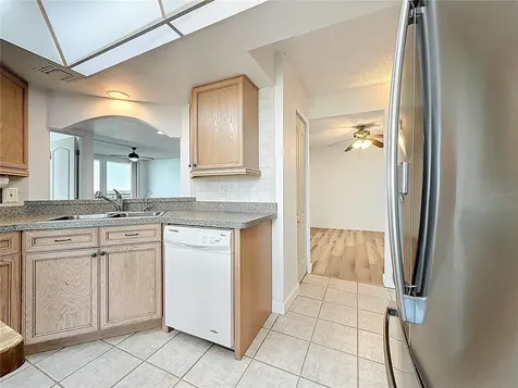 1 Key Capri Treasure Island FL 33706
