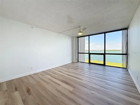 1 Key Capri Treasure Island FL 33706