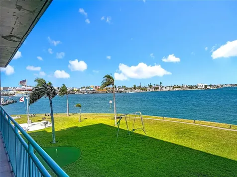 1 Key Capri Treasure Island FL 33706