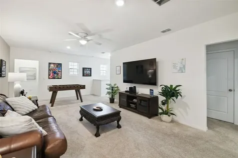 7704 Oakmoss Loop Davenport FL 33837