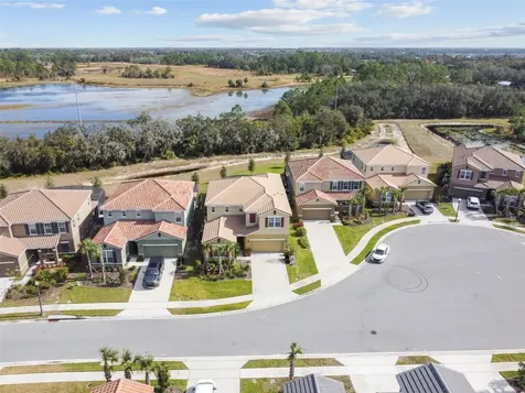 7704 Oakmoss Loop Davenport FL 33837