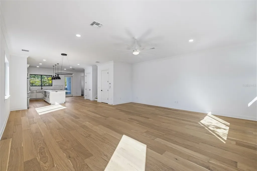 4509 W North A Street Tampa FL 33609