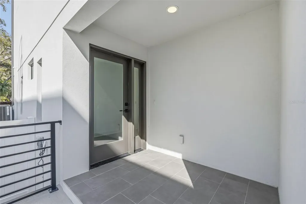 4509 W North A Street Tampa FL 33609