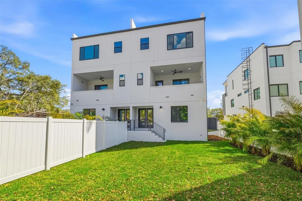 4509 W North A Street Tampa FL 33609